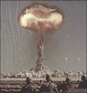 Экспериментальный взрыв атомной бомбы