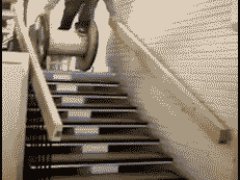 С лестницы на катушке