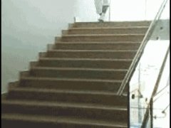 Спец по спусканию с лестницы