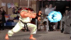 Реклама авто страхования с бойцом Street Fighter