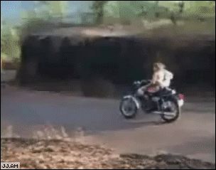 Мотоцикл против КАМАЗа