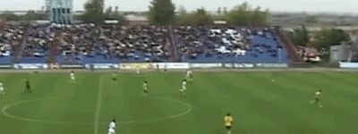 Вратарь Кубани забивает гол