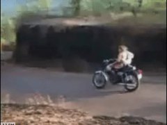 Мотоцикл против КАМАЗа