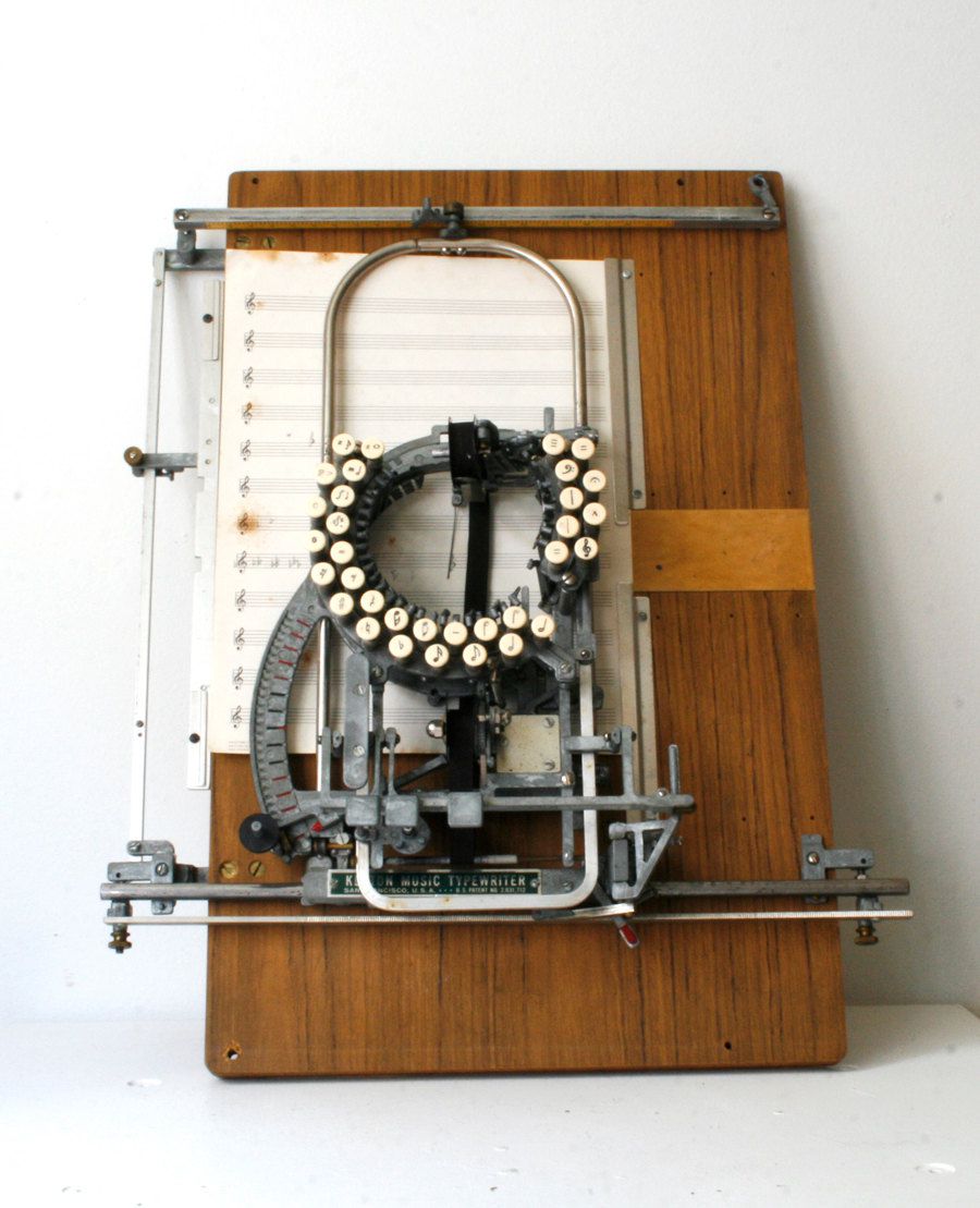 Печатающая машинка для музыки