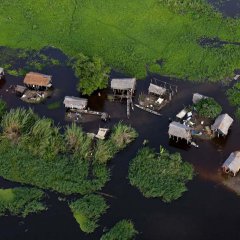 Деревня на реке Конго