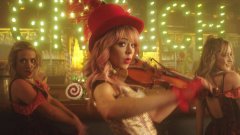 Lindsey Stirling - You're A Mean One, Mr. Grinch (feat. Sabrina Carpenter)