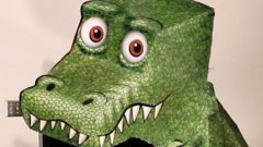 Иллюзия с следящим за тобой динозавром