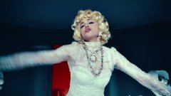 Madonna feat. Nicky Minaj and M.I.A. - Give Me All Your Luvin'