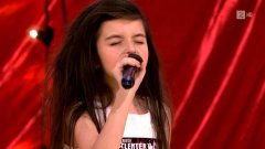 Семилетняя певица из Норвегии покоряет зрителей пением